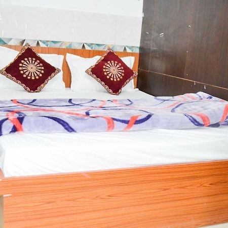 Hotel O New Jp Hotel ميروت المظهر الخارجي الصورة