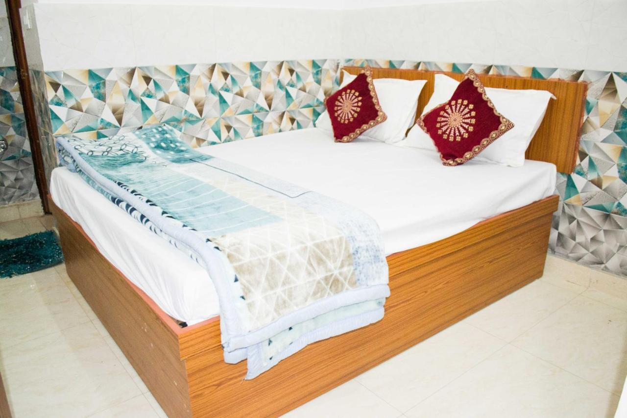 Hotel O New Jp Hotel ميروت المظهر الخارجي الصورة