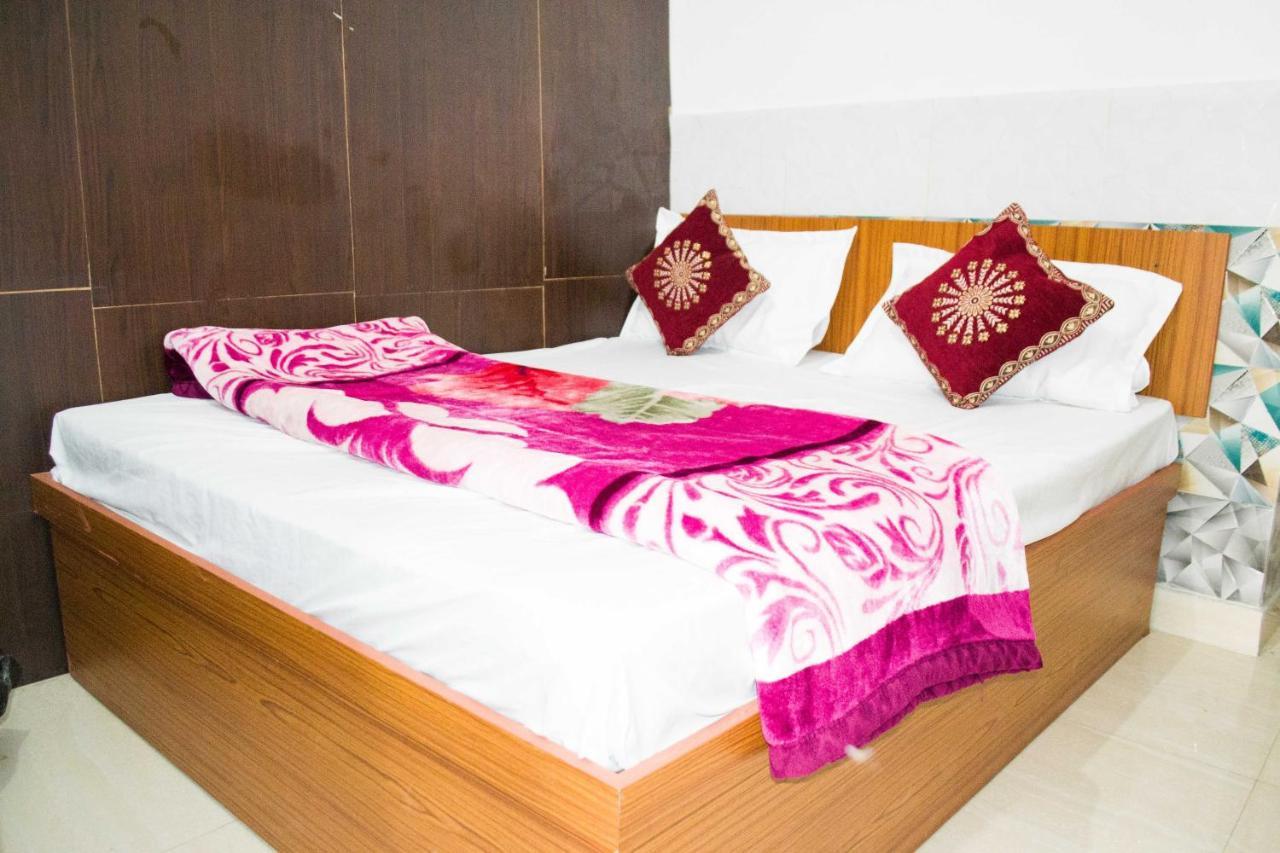 Hotel O New Jp Hotel ميروت المظهر الخارجي الصورة